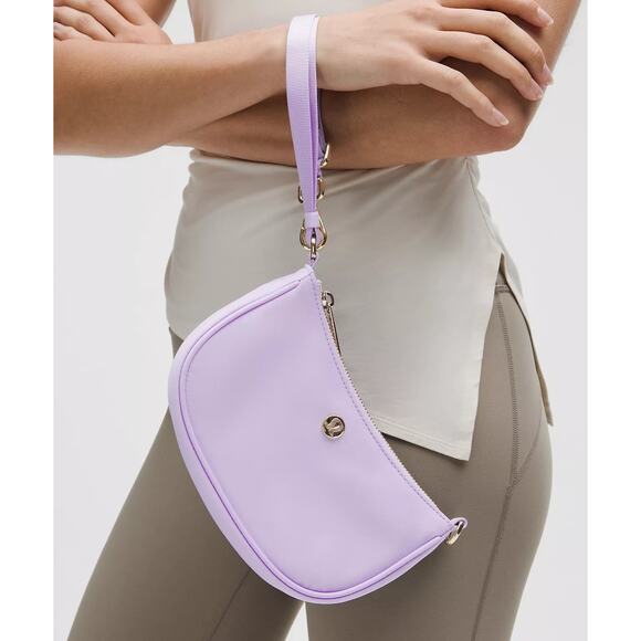 Lululemon City Essentials Mini Shoulder Bag Light Purple Lavender Frost NWT 1L - Picture 4 of 9